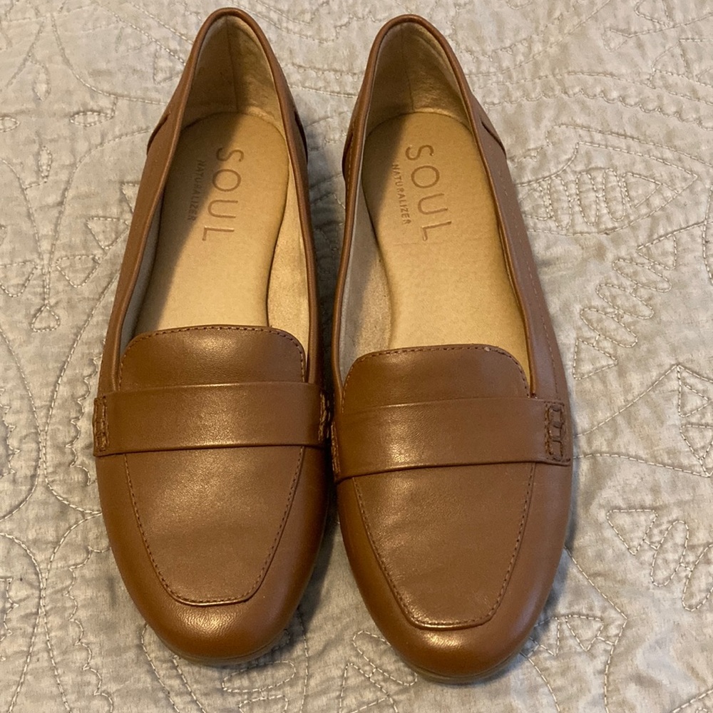 Soul size 7.5 Carmel colored shoes